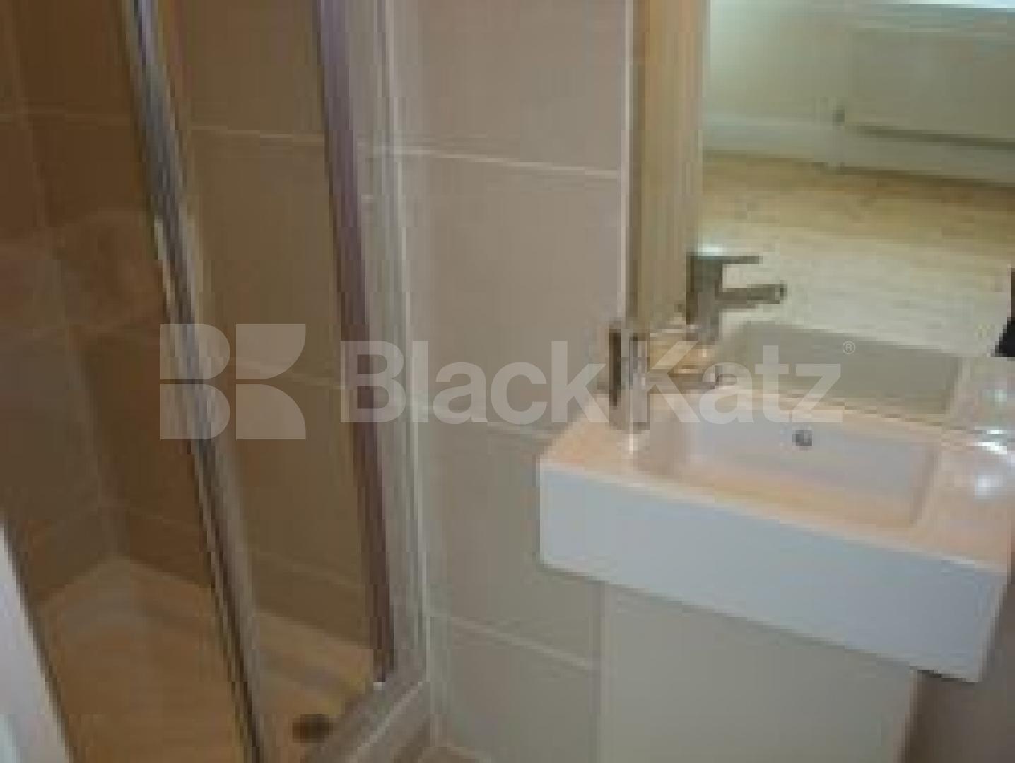 			New Instruciton, Studio Apartment, 1 bath, 1 reception Studio			 Murray Street, CAMDEN NW1